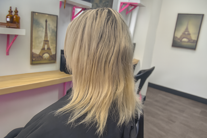 Blonde Specialist in Hampton Park